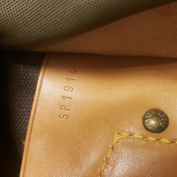 Louis Vuitton garment bag - Picture 6 of 10